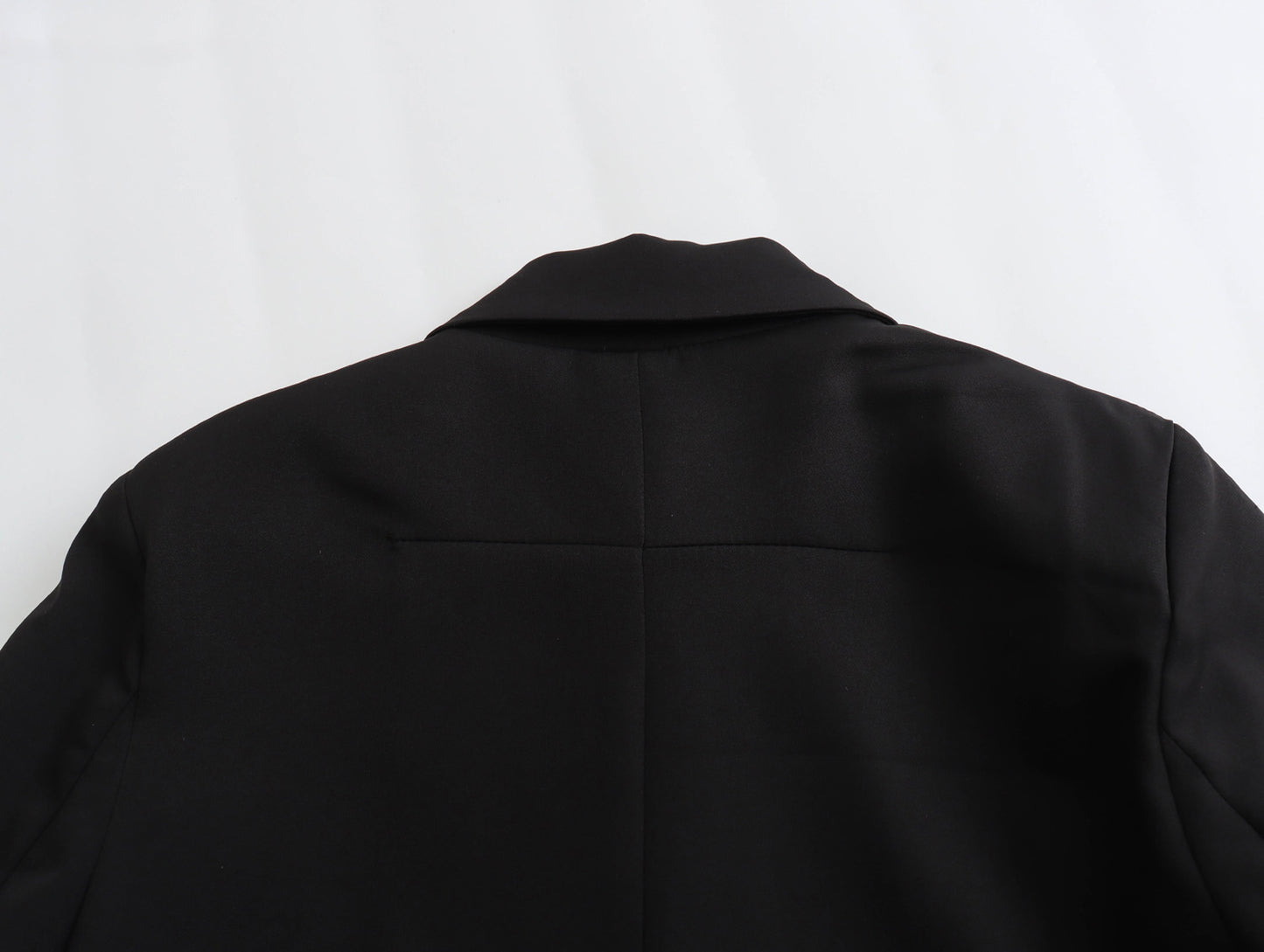 Casaco Feminino Aviador com Botões e Detalhes de Bolsos - DermeBela