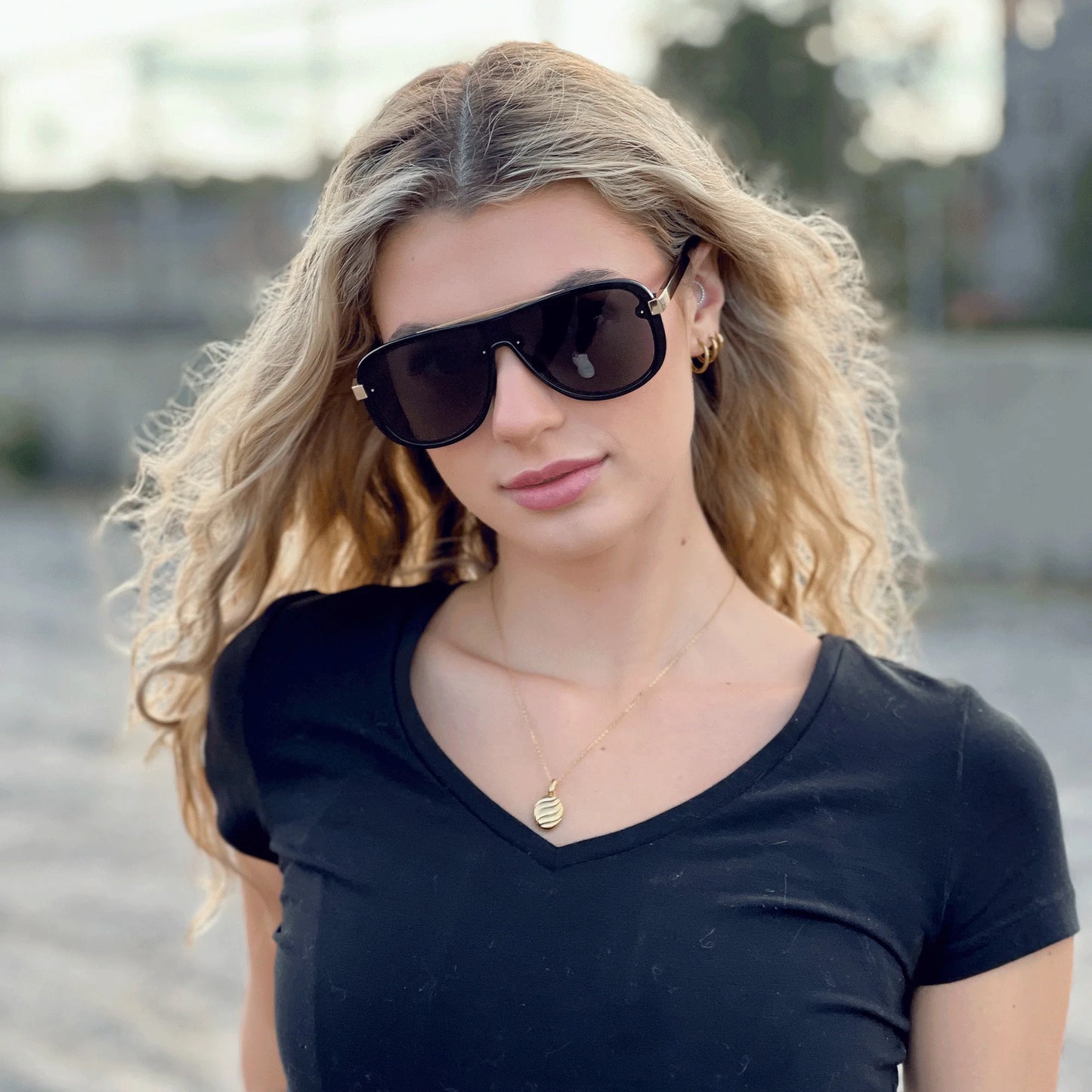 Óculos de Sol Feminino Estilo Shield - DermeBela