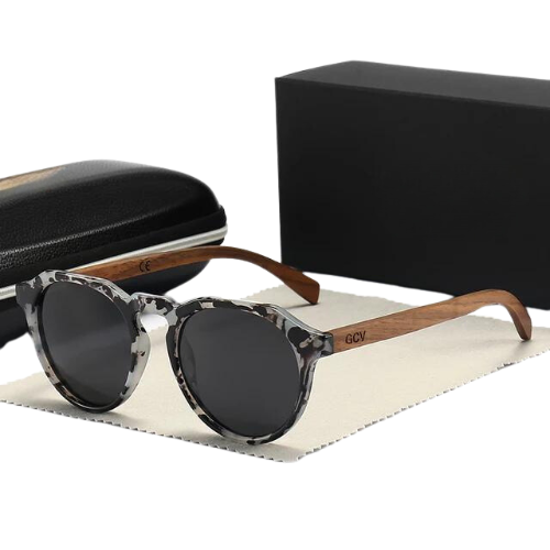 Óculos de Sol Feminino com Acabamento Leopard Grain em Madeira - DermeBela