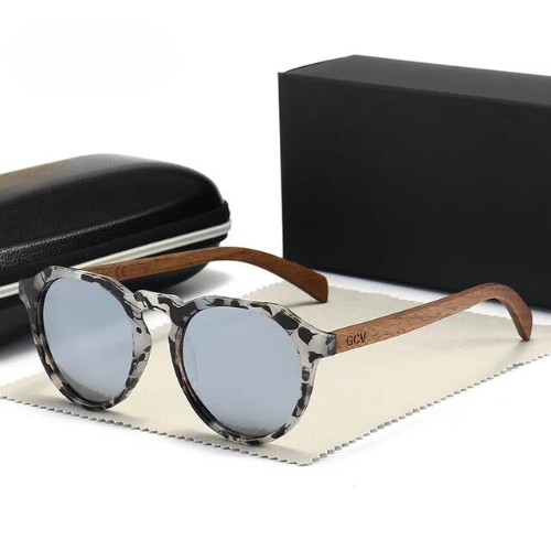 Óculos de Sol Feminino com Acabamento Leopard Grain em Madeira - DermeBela