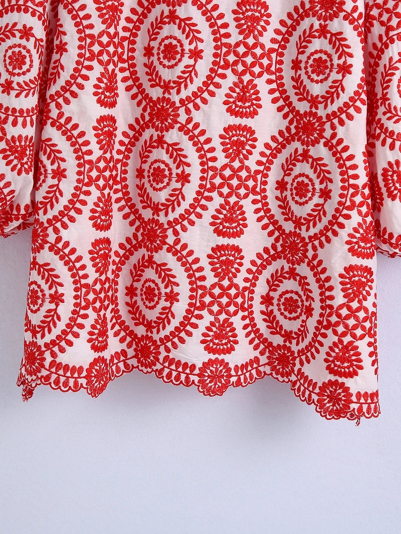 Vestido Bordado com Manga Longa Clássico - DermeBela