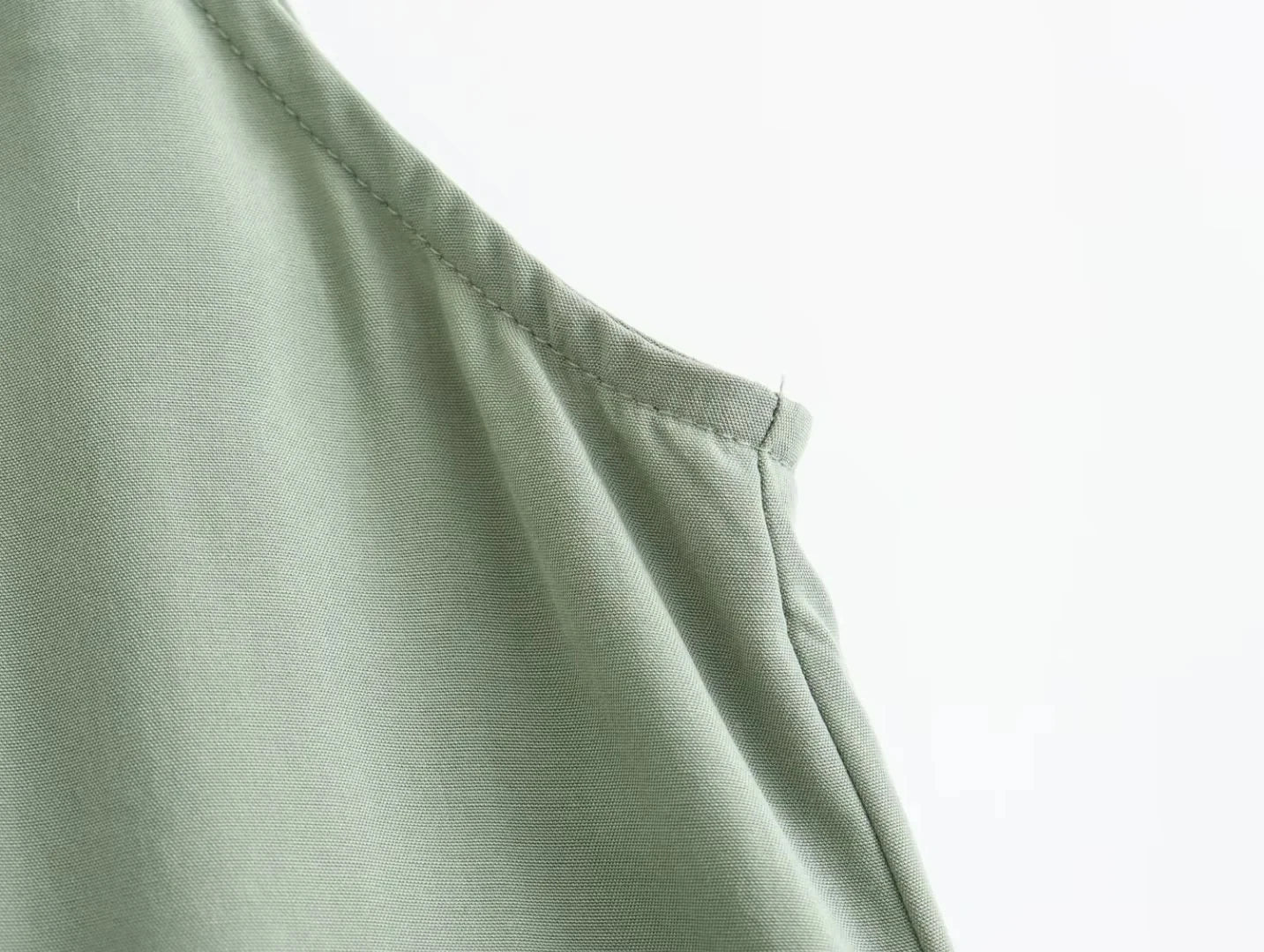 Vestido Luna com Alças Finas e Caimento Elegante - DermeBela