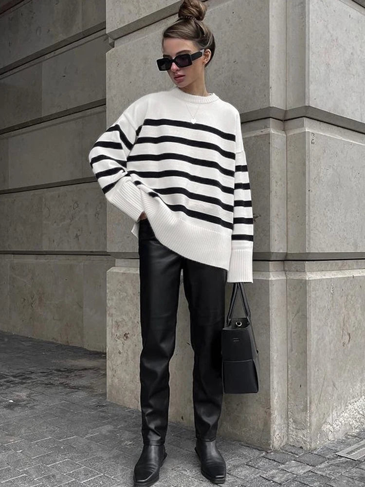 Suéter Feminino Oversized de Malha Listrada - DermeBela
