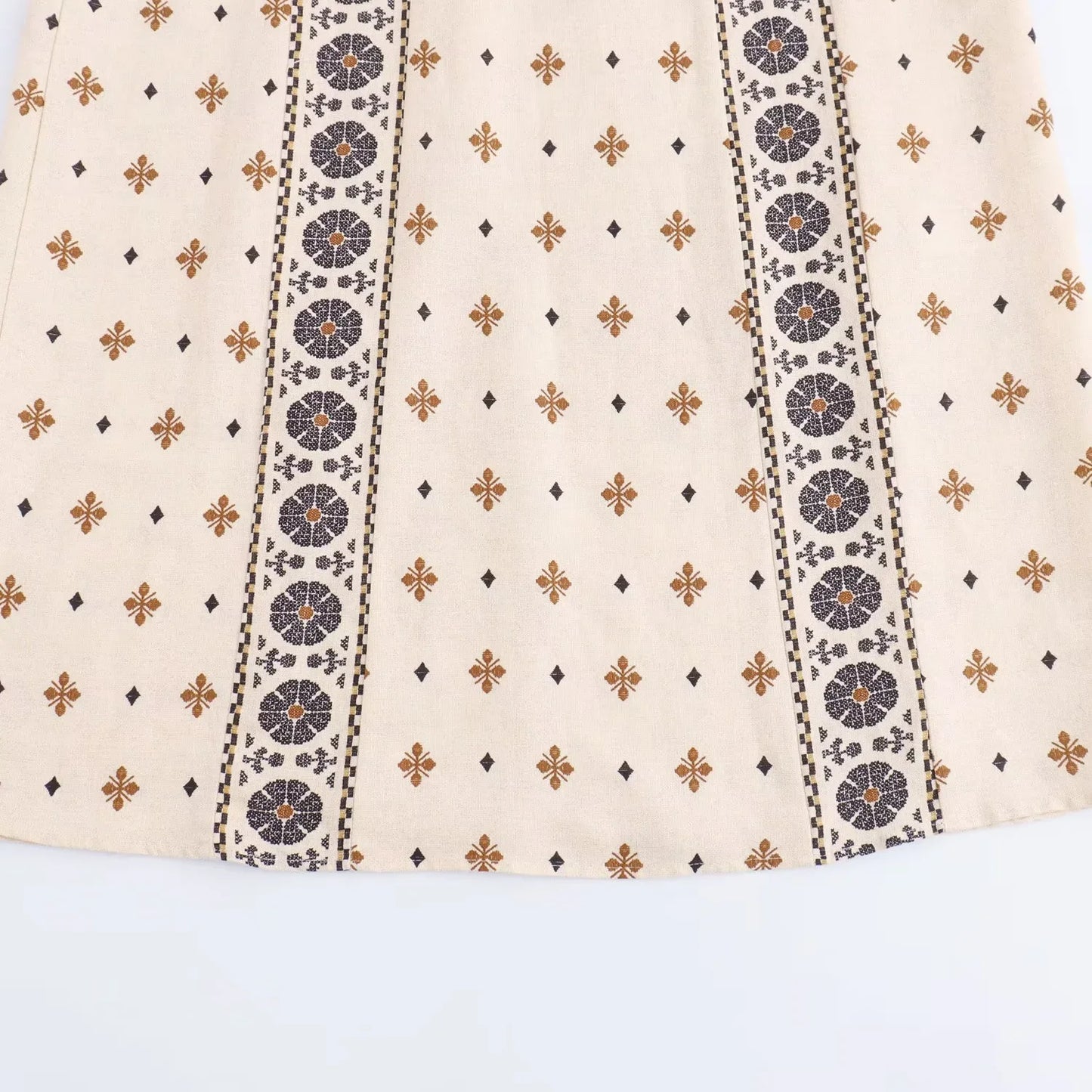 Vestido Longo com Recorte Oco e Sem Mangas - DermeBela