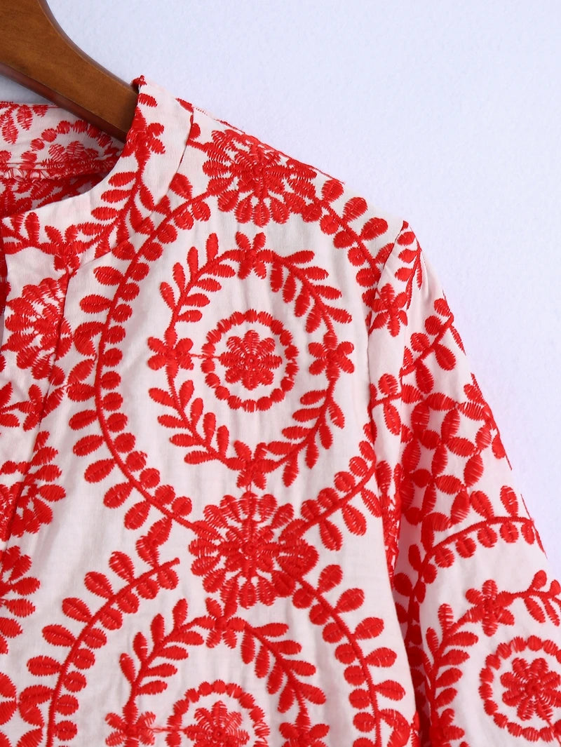 Vestido Bordado com Manga Longa Clássico - DermeBela