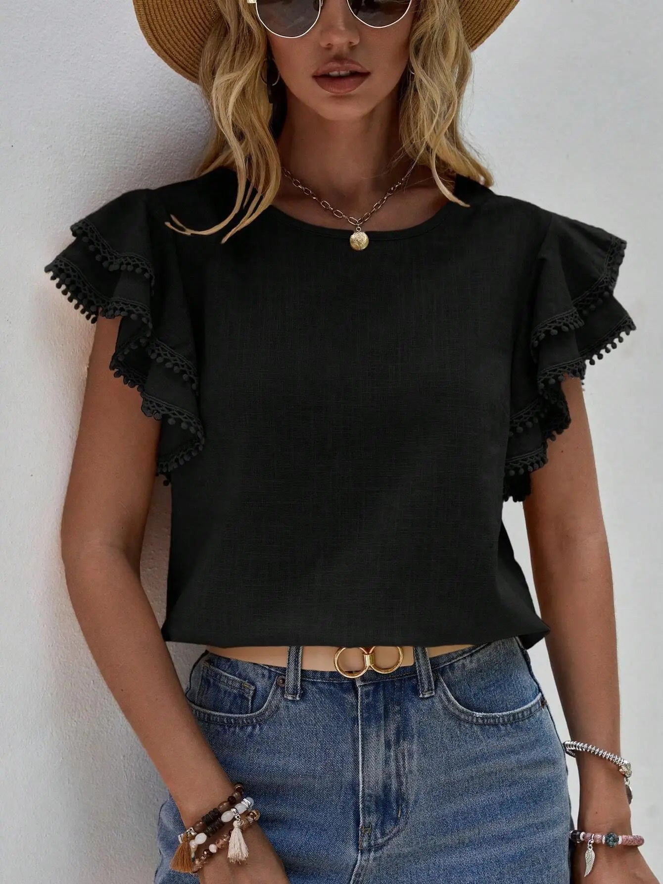 Blusa Feminina Elegante com Detalhe Rendado - DermeBela