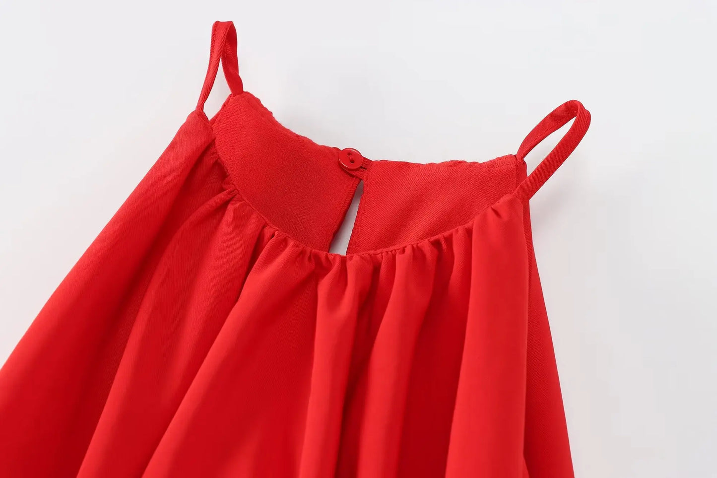 Vestido Plissado Retro Vermelho com Gola Redonda - DermeBela