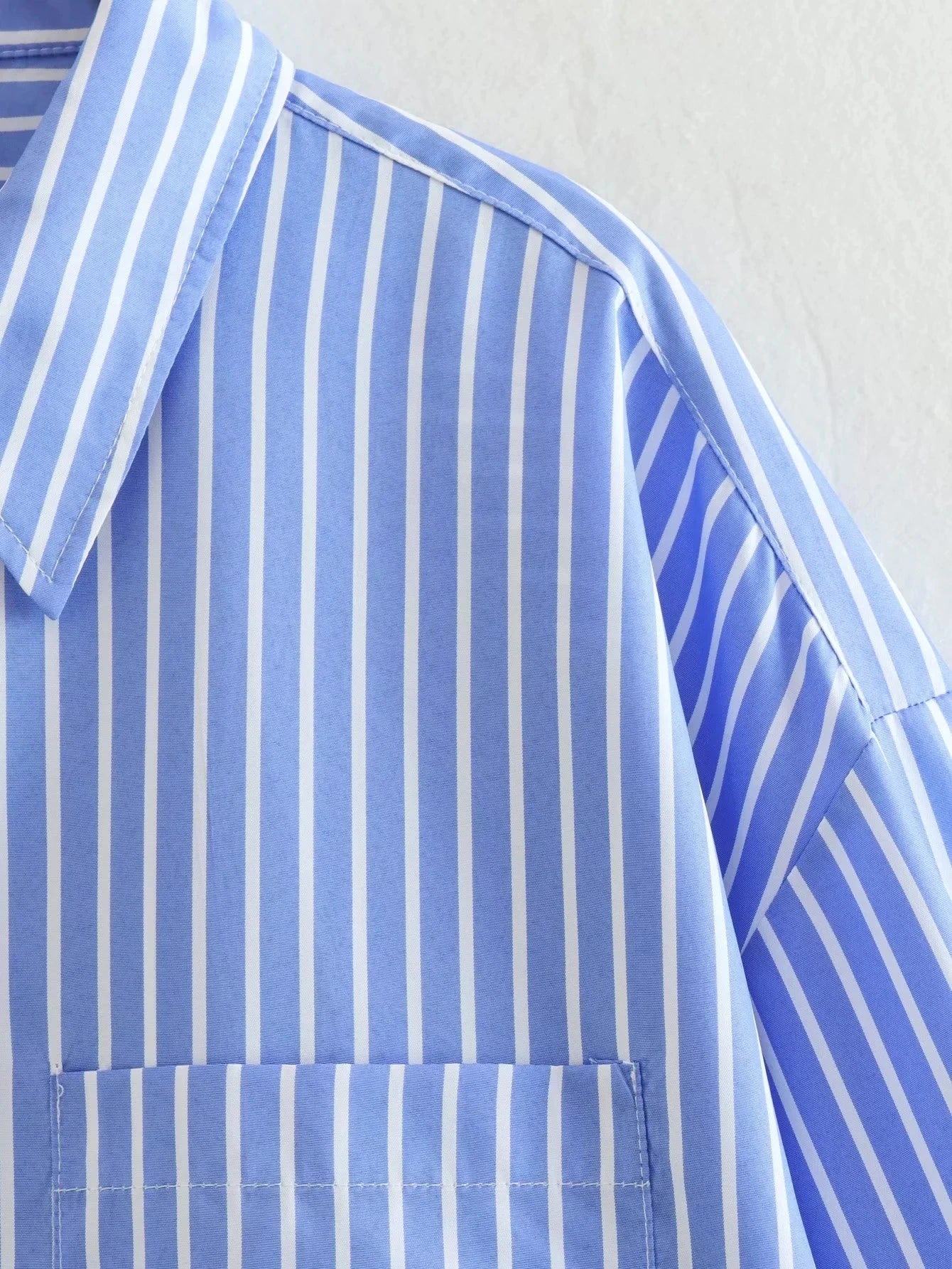 Camisa Feminina Casual Listrada com Manga Comprida - DermeBela