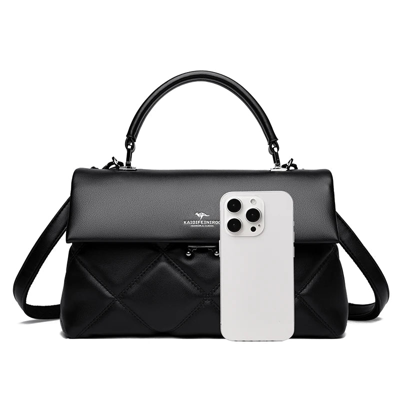 Bolsa Soft Luxe em Couro Macio – DermeBela