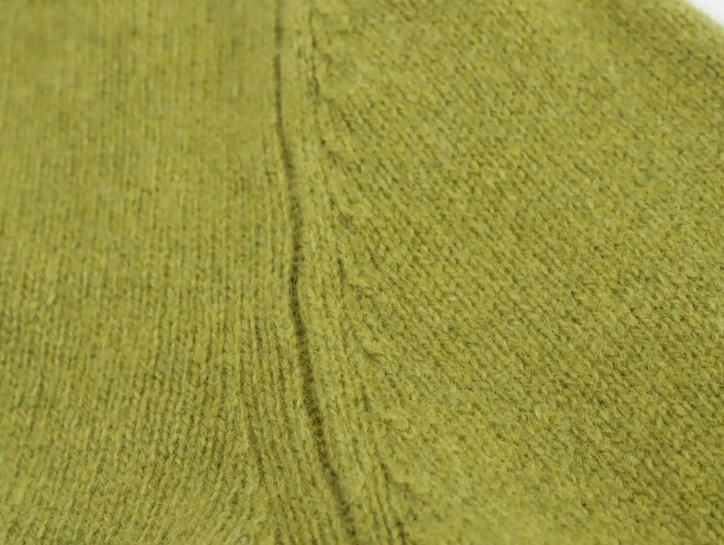 Suéter Feminino de Malha Aconchegante com Gola Redonda - DermeBela