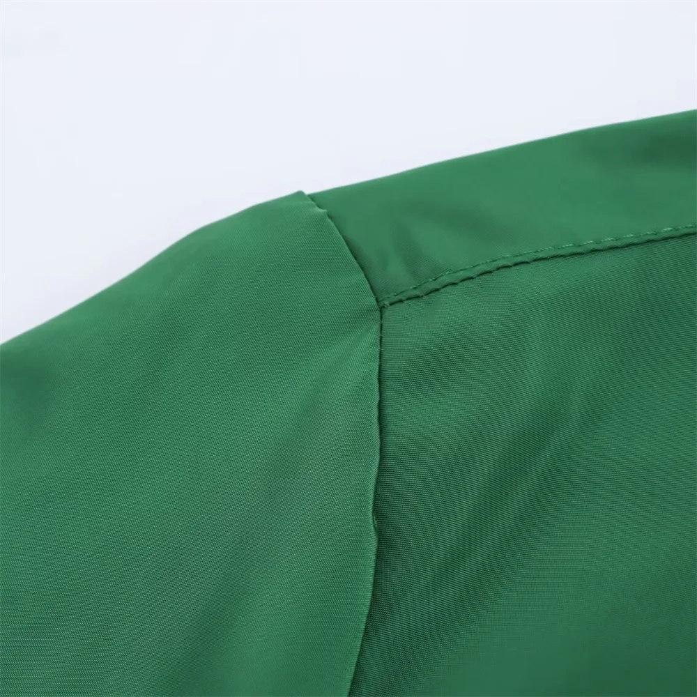 Camisa Casual Feminina Curta com Colarinho Versátil - Elegância Monocromática - DermeBela