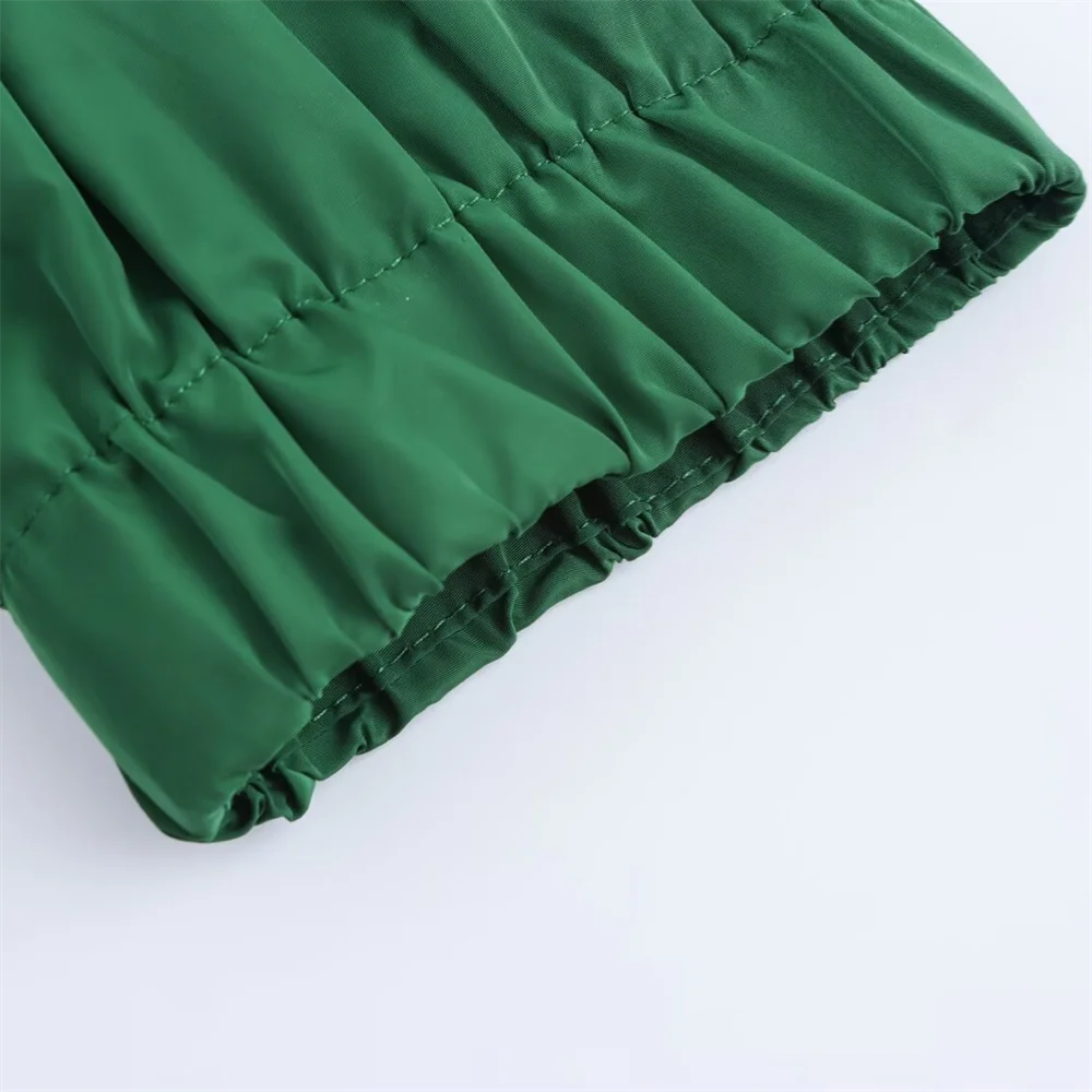 Camisa Casual Feminina Curta com Colarinho Versátil - Elegância Monocromática - DermeBela