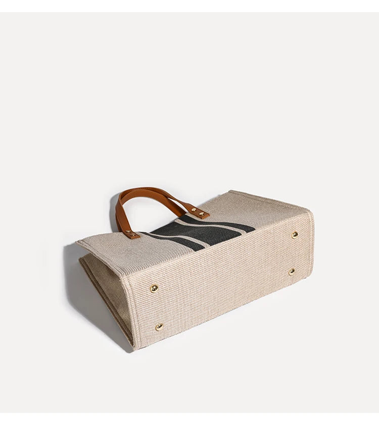 Bolsa Listrada de Tecido Casual - DermeBela