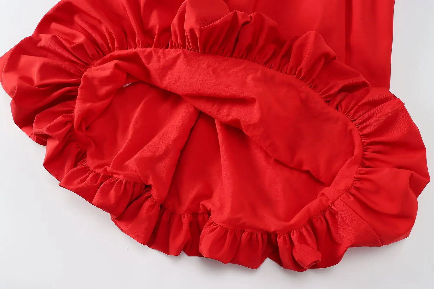 Vestido Plissado Retro Vermelho com Gola Redonda - DermeBela