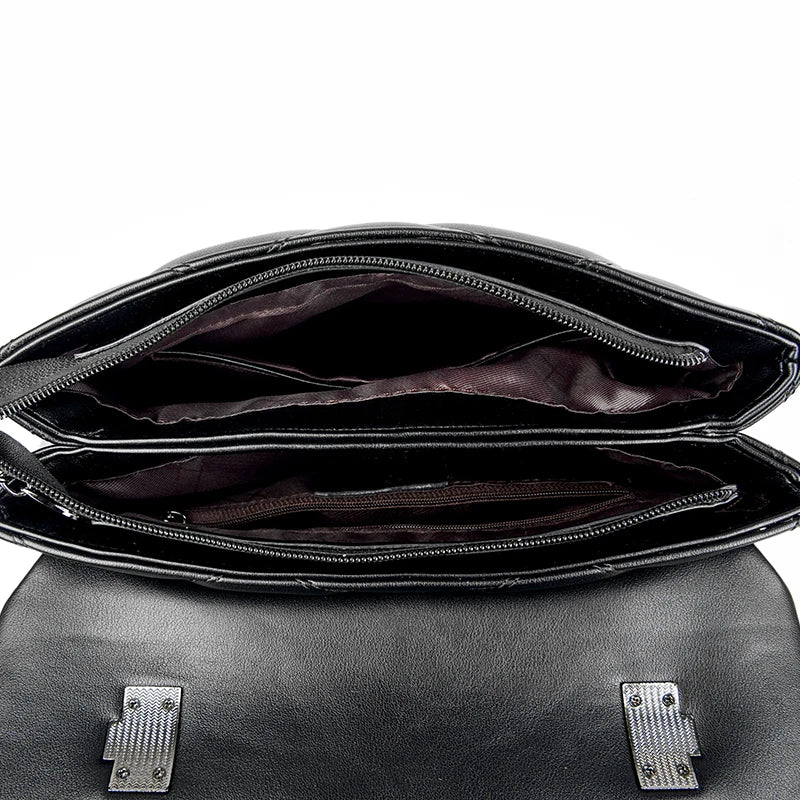 Bolsa Soft Luxe em Couro Macio – DermeBela