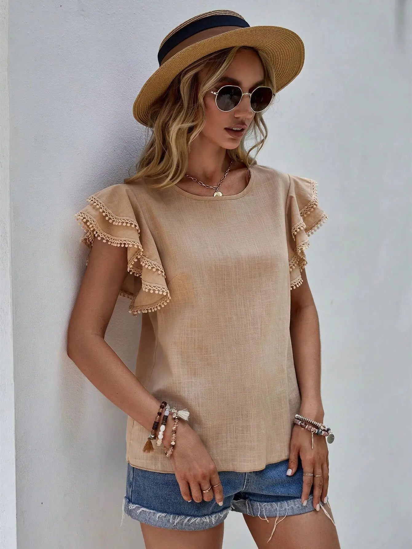Blusa Feminina Elegante com Detalhe Rendado - DermeBela