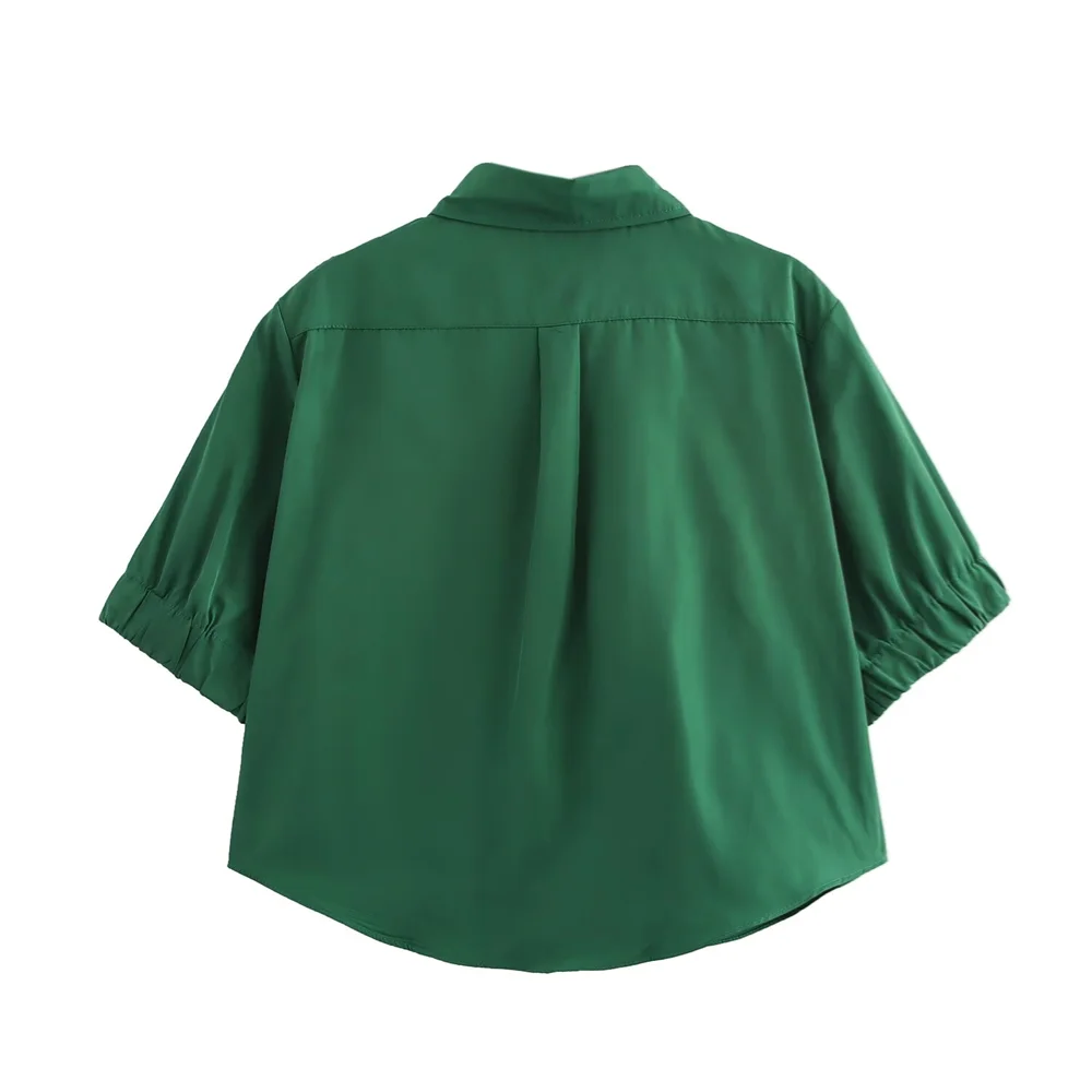 Camisa Casual Feminina Curta com Colarinho Versátil - Elegância Monocromática - DermeBela
