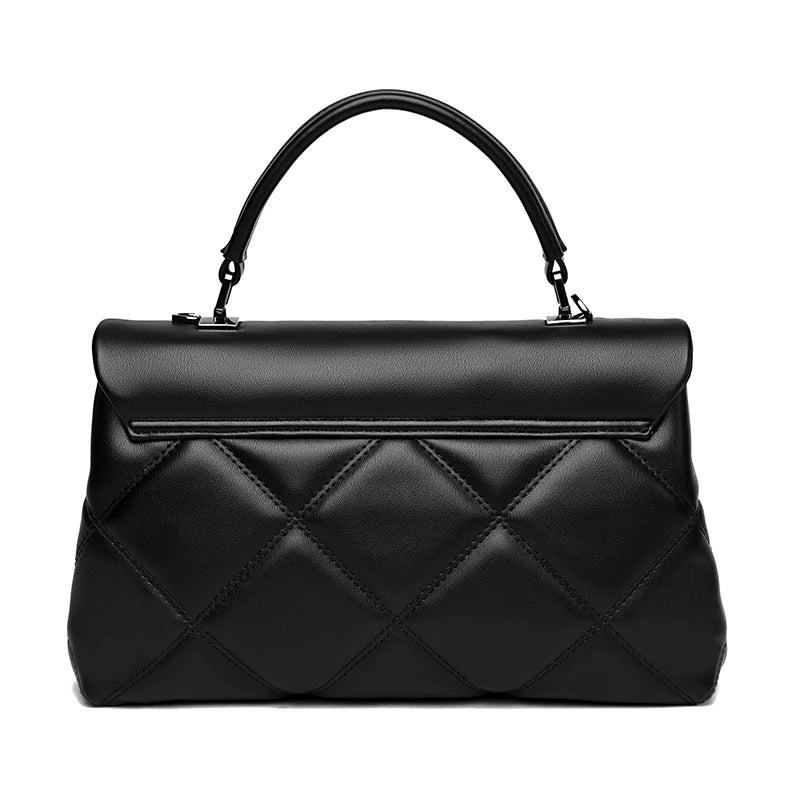 Bolsa Soft Luxe em Couro Macio – DermeBela