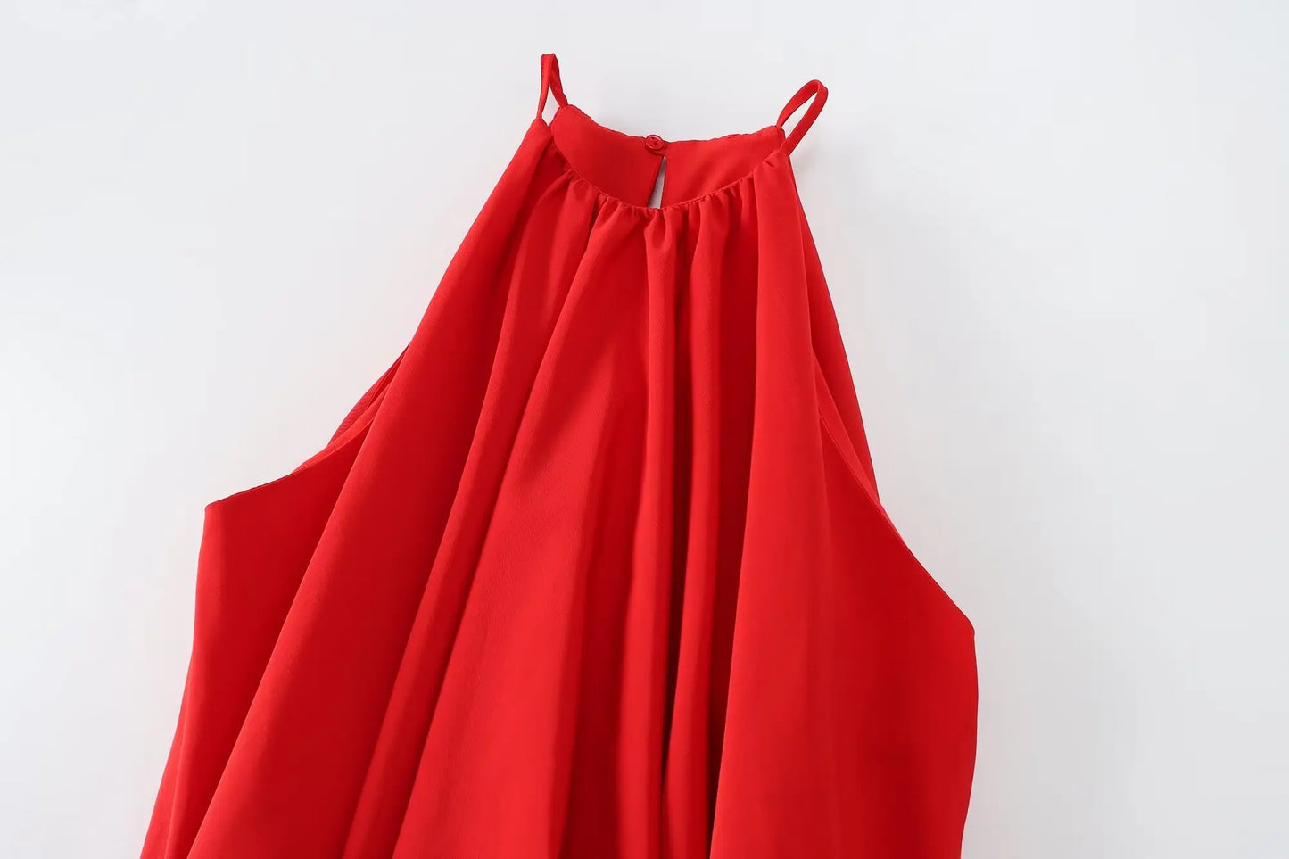 Vestido Plissado Retro Vermelho com Gola Redonda - DermeBela