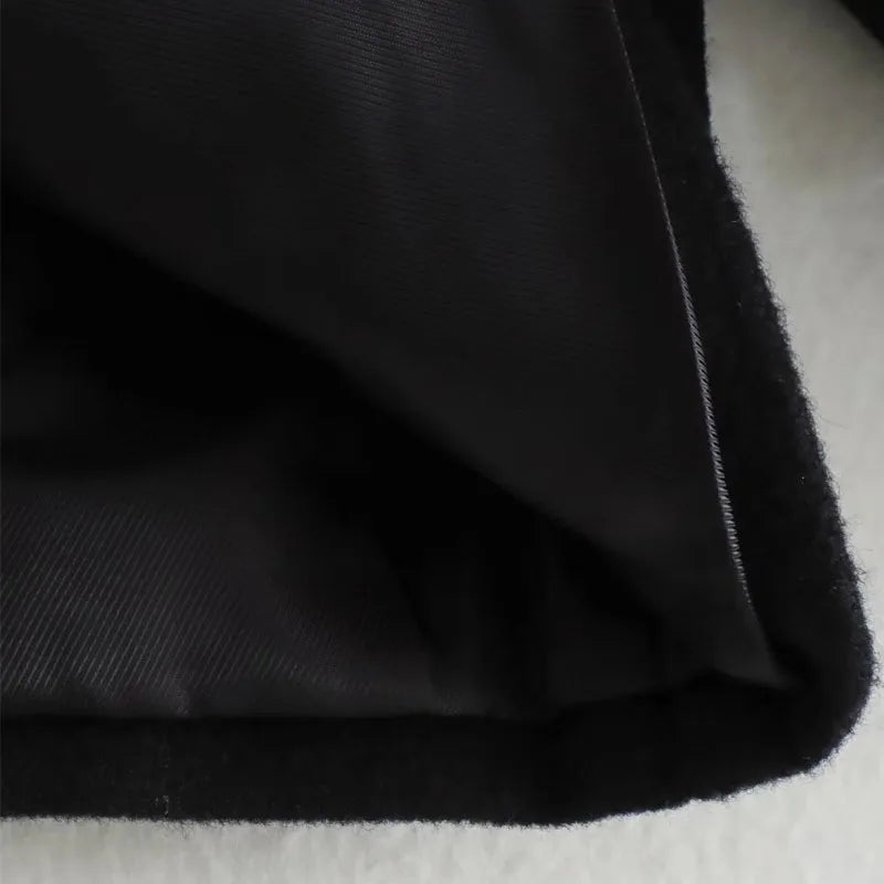 Casaco Clássico Feminino com Botões Elegantes - DermeBela