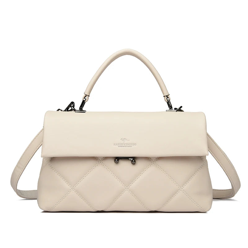 Bolsa Soft Luxe em Couro Macio – DermeBela