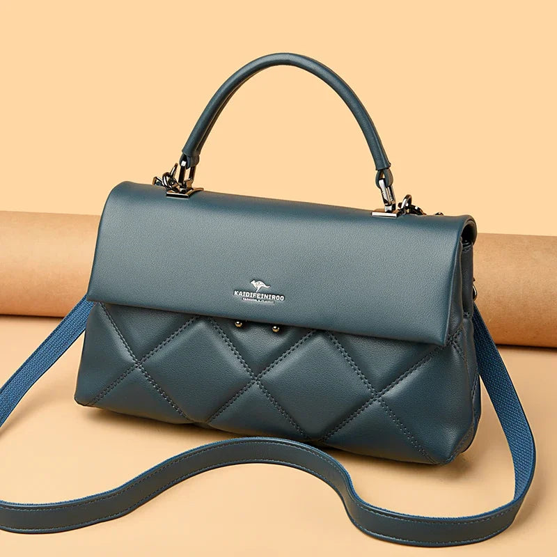Bolsa Soft Luxe em Couro Macio – DermeBela