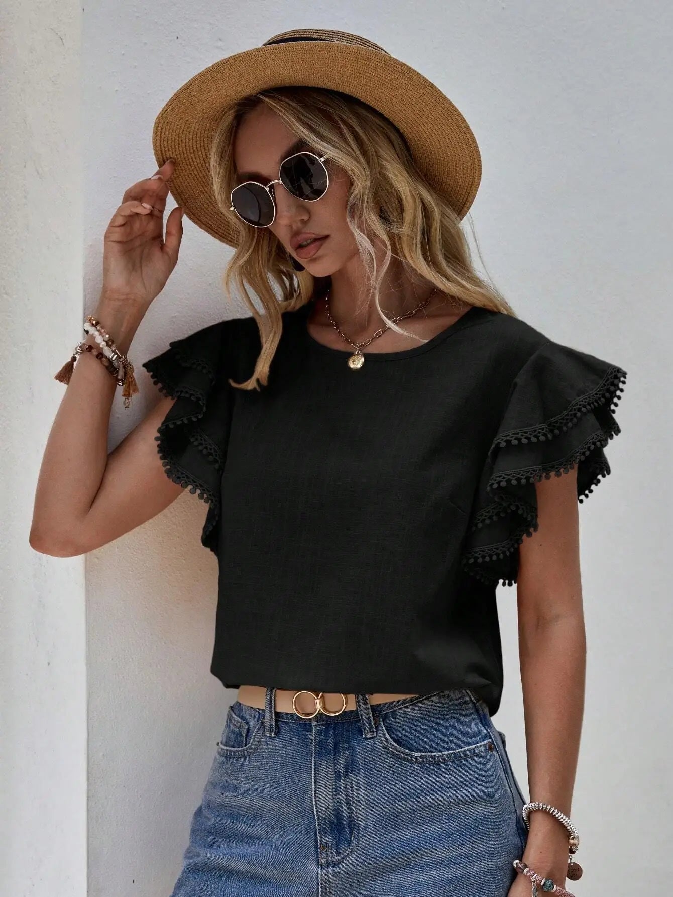 Blusa Feminina Elegante com Detalhe Rendado - DermeBela