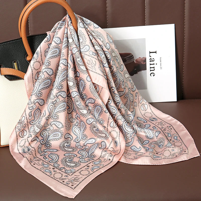 Lenço Estilo Parisiense – DermeBela