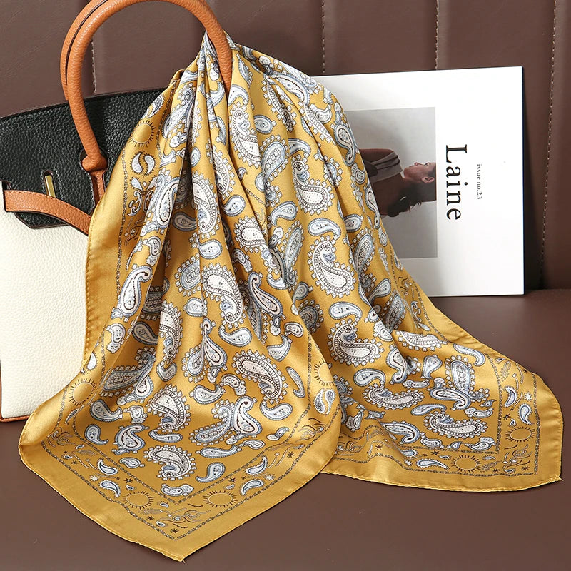Lenço Estilo Parisiense – DermeBela